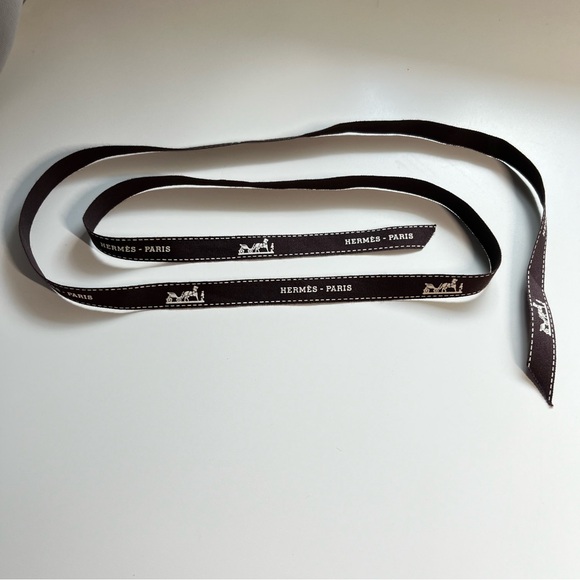 Hermes Gift Box with Brown Ribbon (Empty) Authentic - Picture 9 of 9